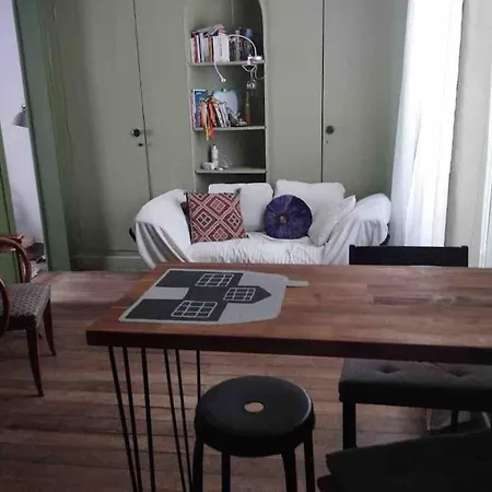 Apartment Cosy Nest In Montmartre *