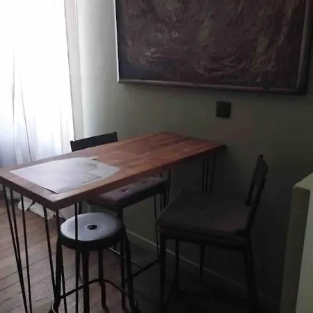 Apartment Cosy Nest In Montmartre